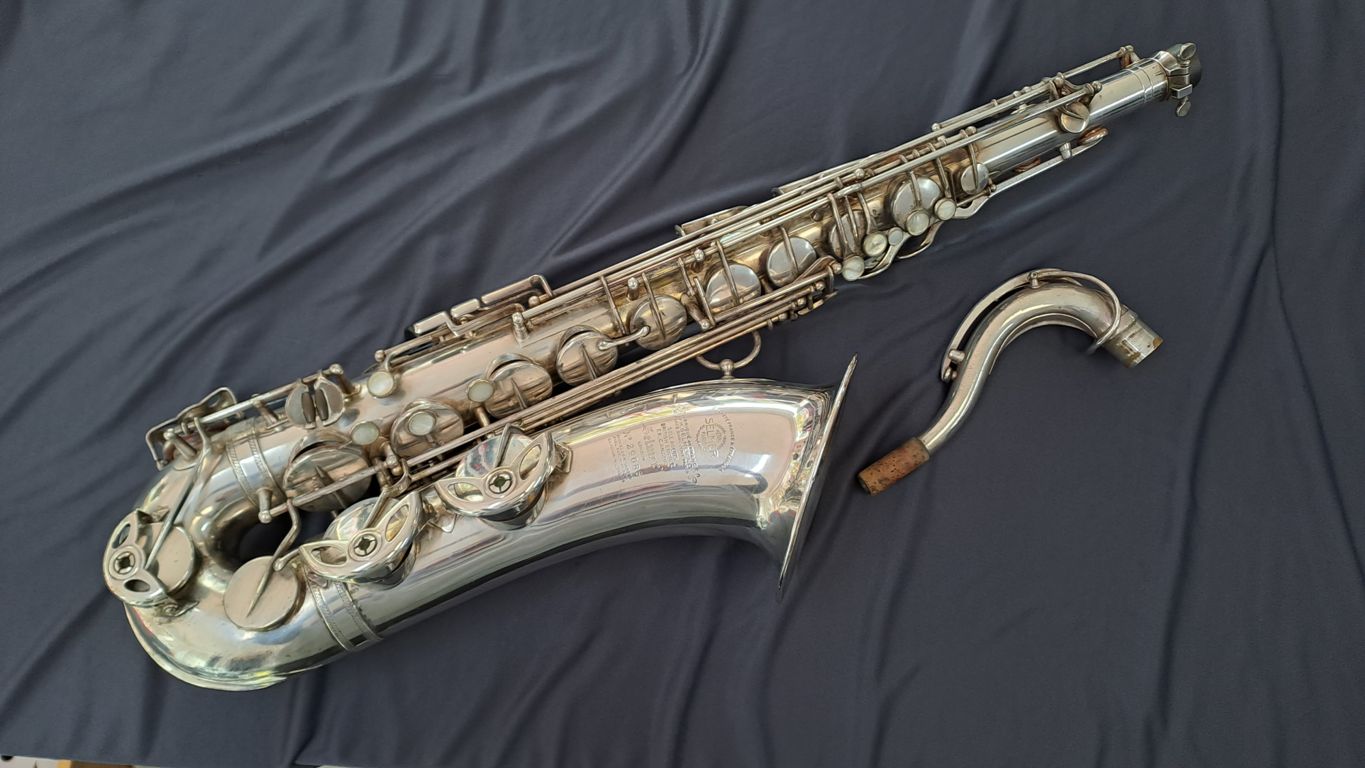 Saxophone Balanced Action Tenor Sax silver plated #29xxx – Henri