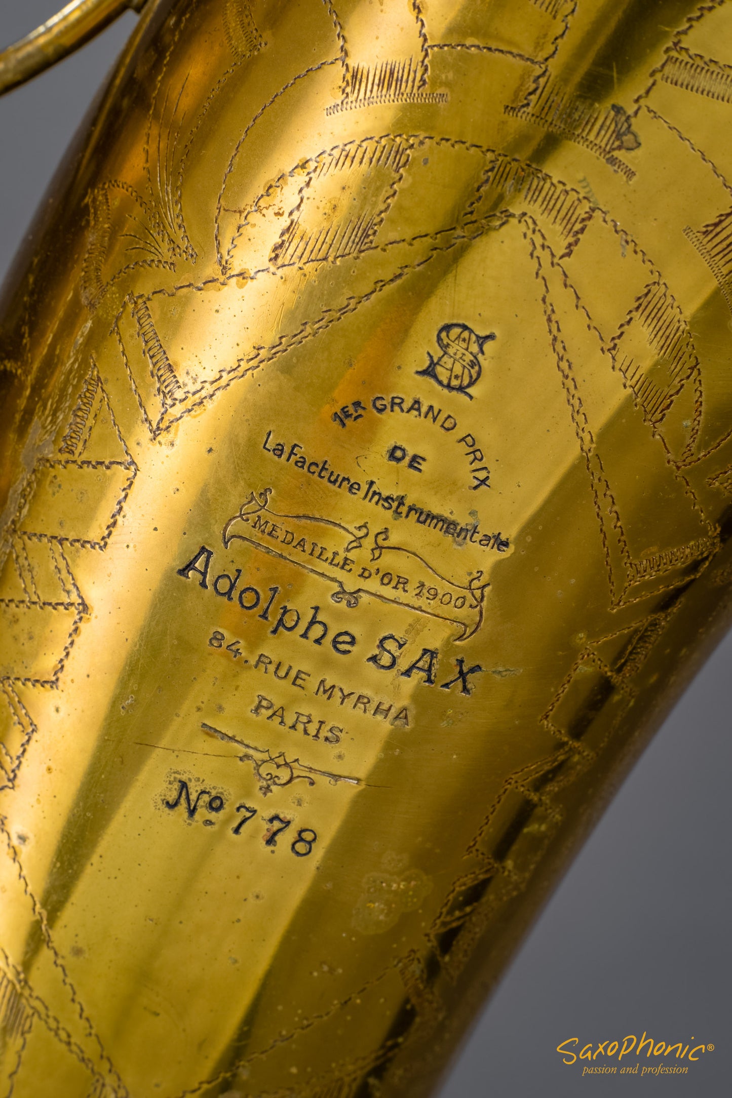 Adolphe Sax Baritone Saxophone (1933) made by Henri SELMER Paris, n°778, lacquered