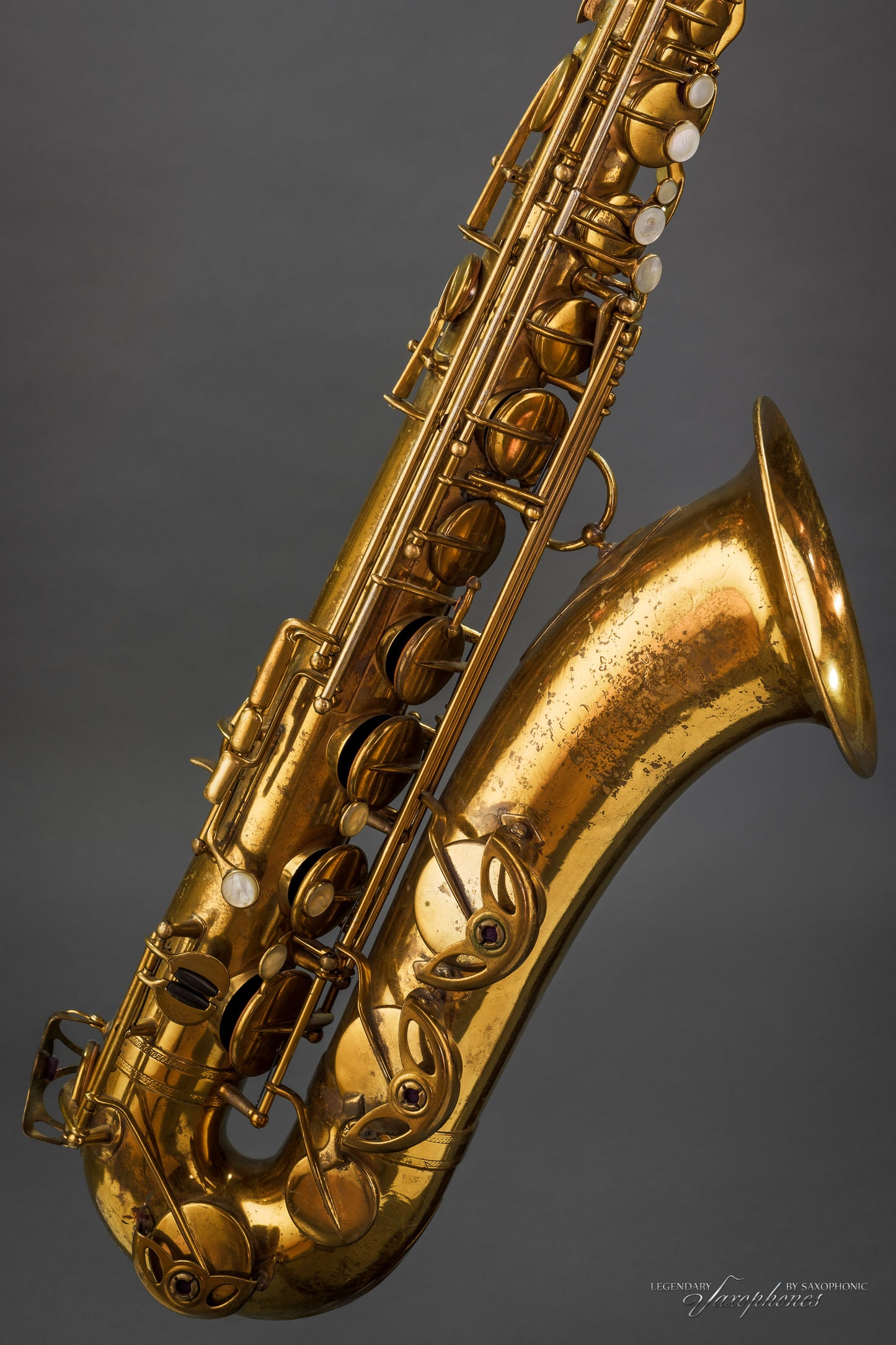 Tenor Saxophone SELMER  Balanced Action (SBA, 1937), n°235XX, lacquered