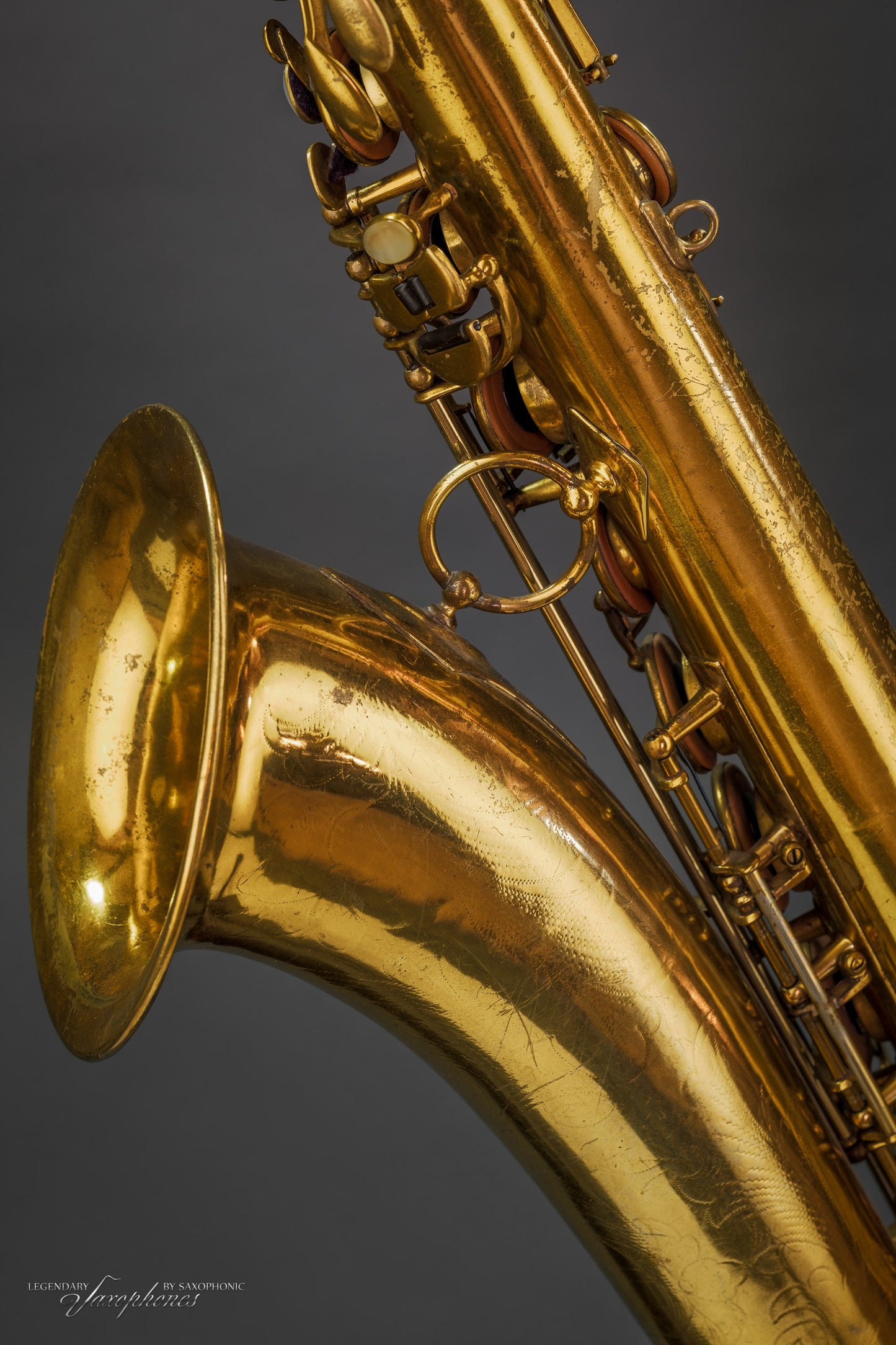 Tenor Saxophone SELMER  Balanced Action (SBA, 1937), n°235XX, lacquered