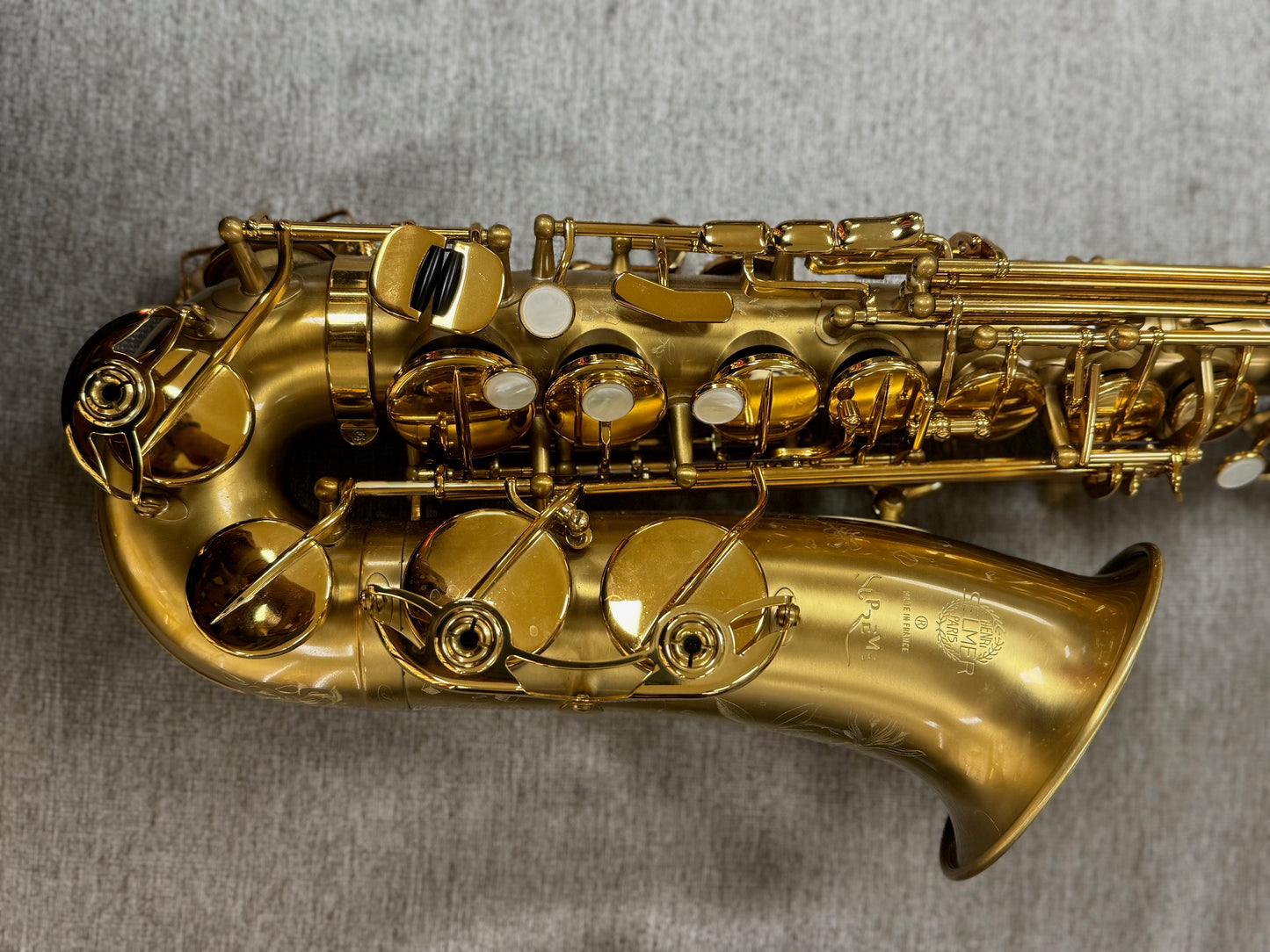 Superbe saxophone Selmer Suprême brossé n°8442XX