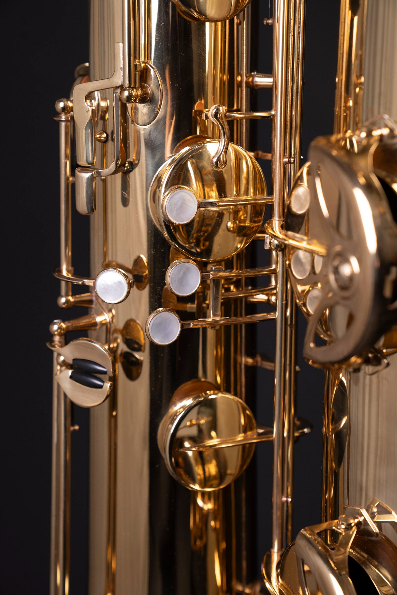 Mark VI bass saxophone n°284491 from 1978 - ReWIND